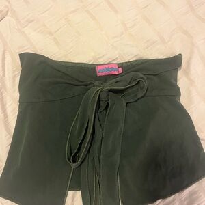 Edikted Dark Green Crop Top